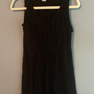 Tunic length Old Navy black maternity tank